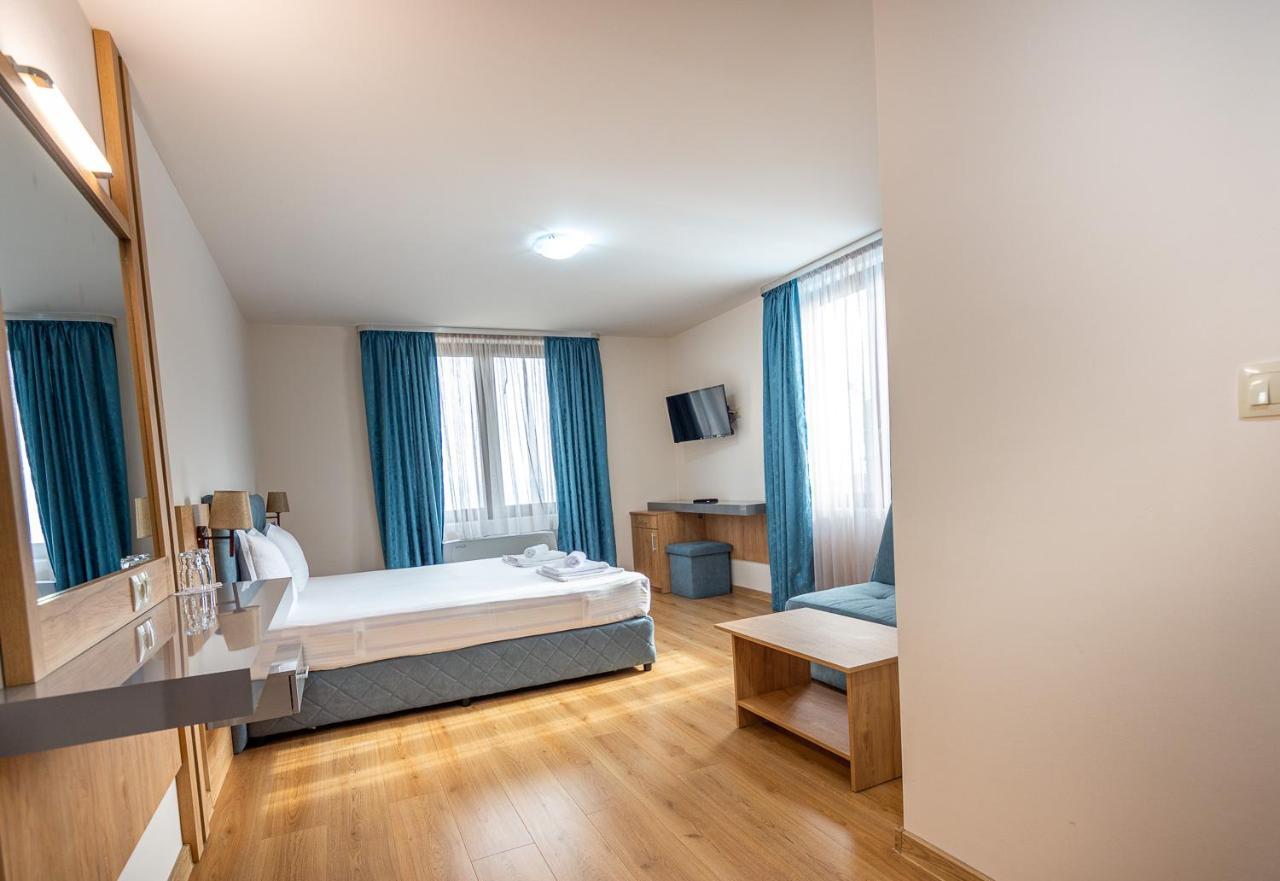 Eco Hotel Momata Kolarovo 外观 照片