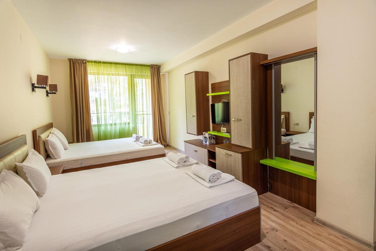 Eco Hotel Momata Kolarovo 外观 照片